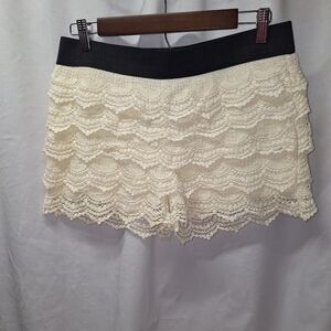 Charlotte Russe large lace layered white shorts